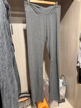 Fishers Finery Grey Yoga Pants